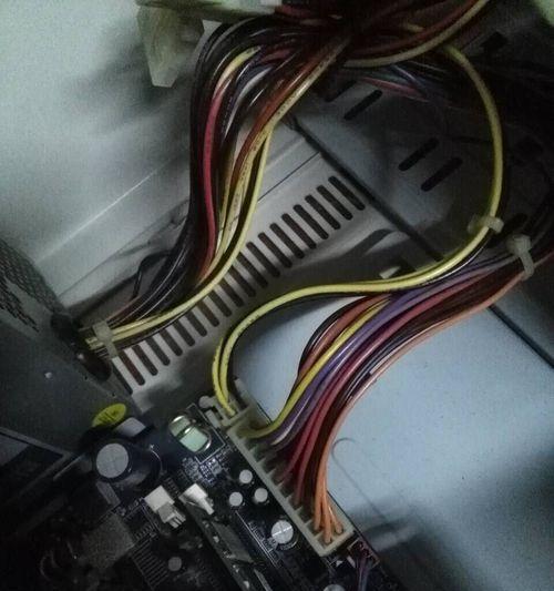 台式机如何拔电源？安全拔除电源的方法是什么？