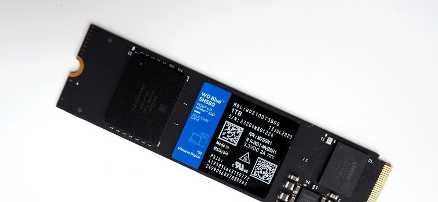 固态硬盘盒亮蓝灯代表什么？